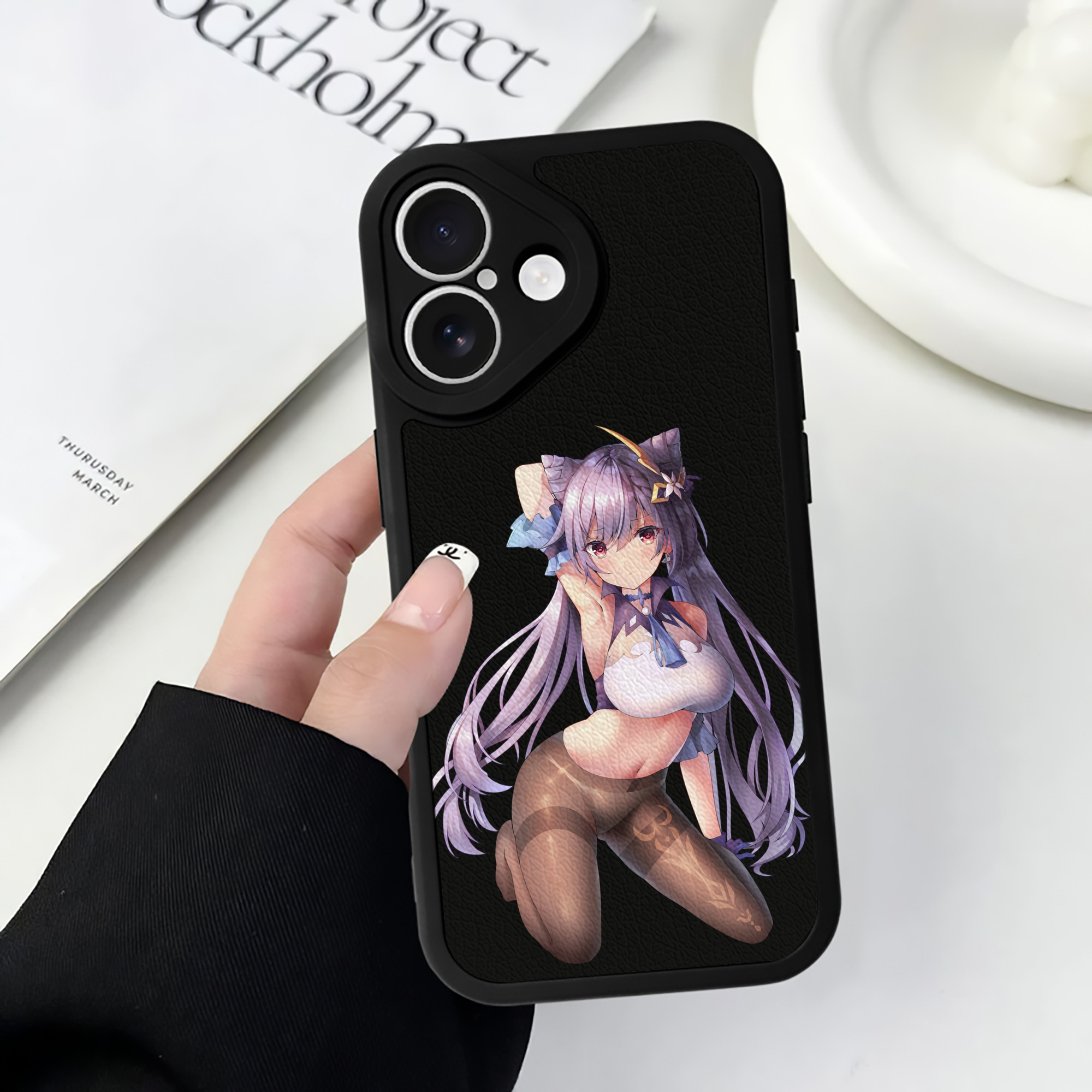 げんし神 刻晴 こくせい genshin Kokusei 【iPhone 16シリーズ対応】シリコンスマホケース（レザー調） 材質：シリコン